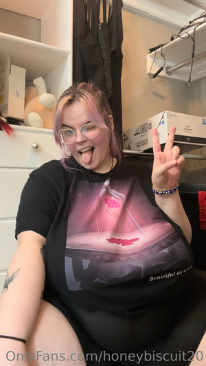 honeybiscuit20