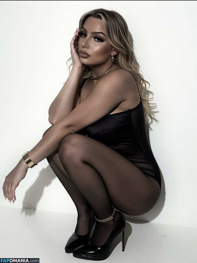 Iamsamvela / Samuela Cecchini Desnudo OnlyFans  Foto filtrada #1