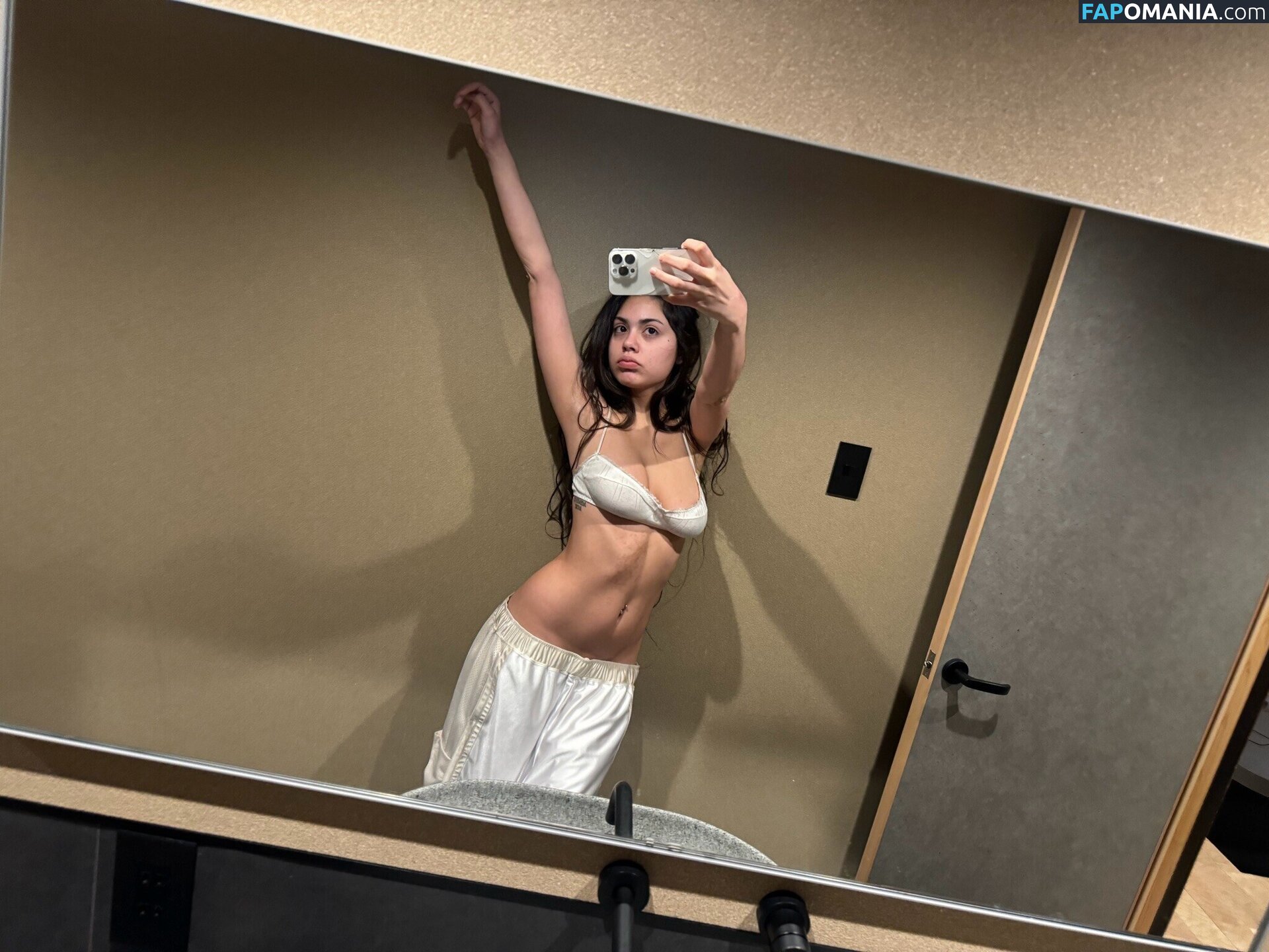 iluvmethemost / joselynalexandraaa Desnudo OnlyFans  Foto filtrada #12