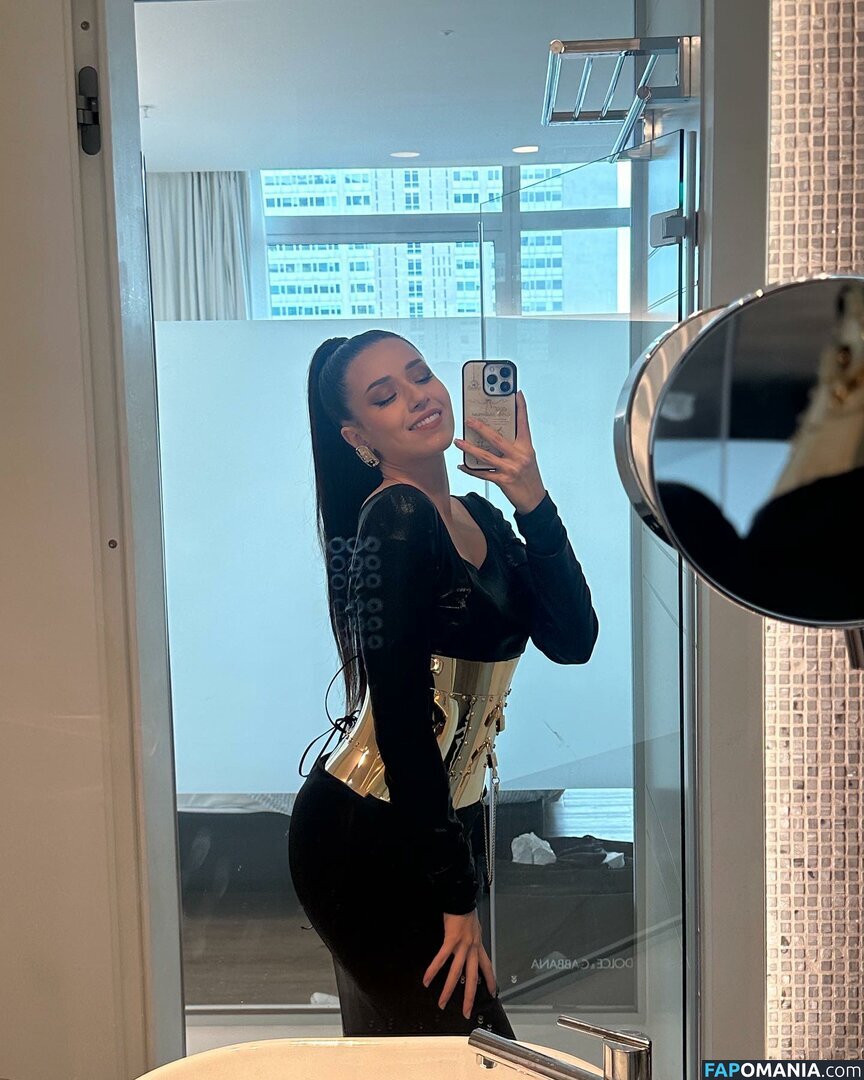 imane / imane... / pokimane Desnudo OnlyFans  Foto filtrada #13