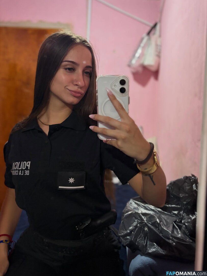 In And Out Uniform Desnudo OnlyFans  Foto filtrada #58
