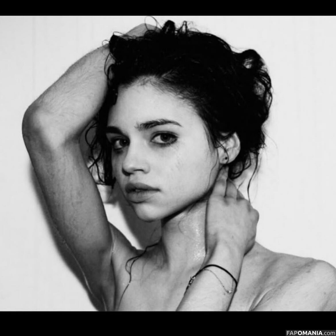 India Eisley / https: / indiaeisley Desnudo OnlyFans  Foto filtrada #1