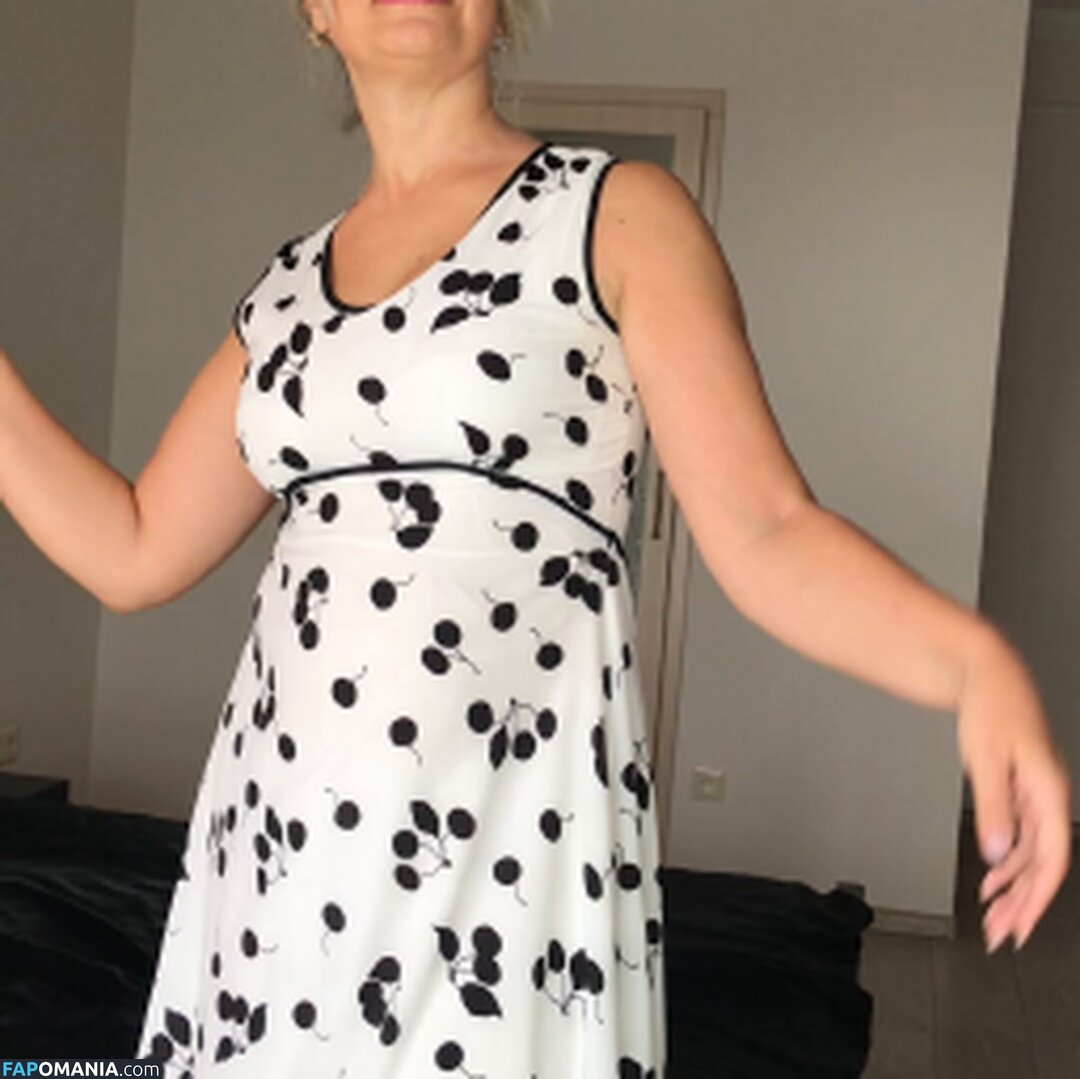 Astrid Heinz / Gabriela Koravora / Ingrid Lykke / Veronika Růže / astrid.heinz / ingridlykke Desnudo OnlyFans  Foto filtrada #1