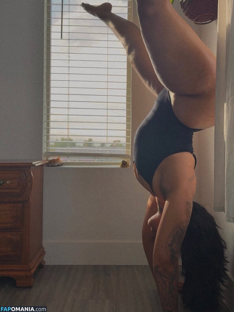 herk0moreb1 / inherbedroom / inherbedroomm / soulfruitt Desnudo OnlyFans  Foto filtrada #7