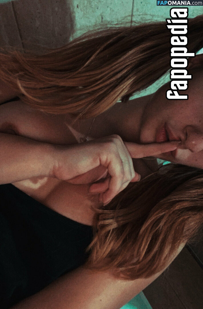 ioana1619 / ioana1619i / ioana_portfolio Desnudo OnlyFans  Foto filtrada #1