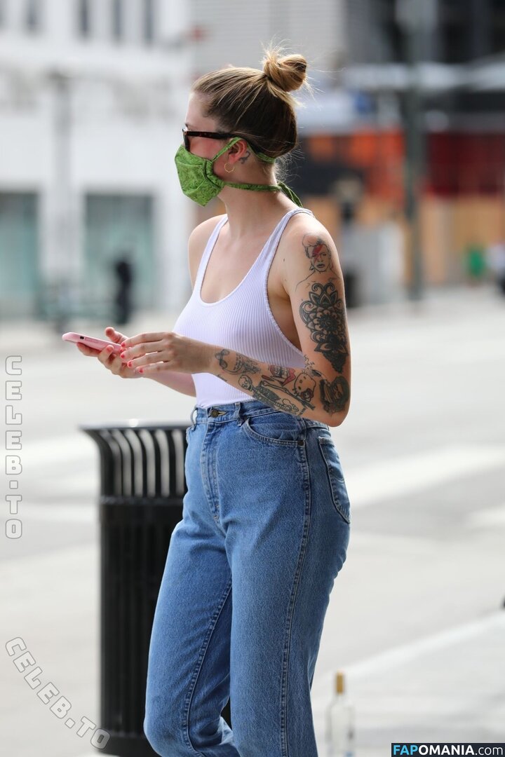 Ireland Baldwin / chloebaldwin... / irelandbasingerbaldwin / irelandirelandireland Desnudo OnlyFans  Foto filtrada #235