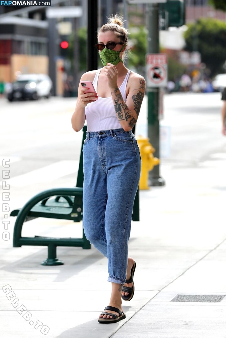 Ireland Baldwin / chloebaldwin... / irelandbasingerbaldwin / irelandirelandireland Desnudo OnlyFans  Foto filtrada #238