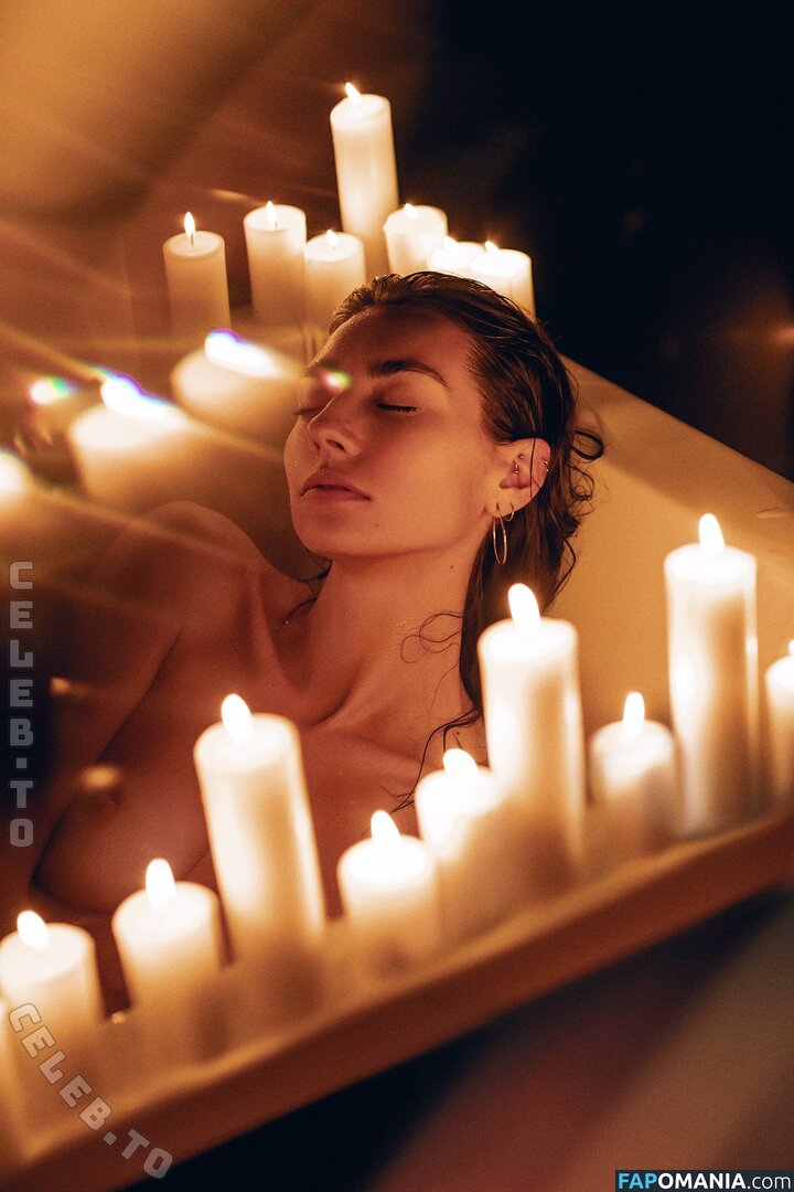 Irina Lozovaya / aireenel_ / aireenel_2 / https: / ireenel_ Desnudo OnlyFans  Foto filtrada #1