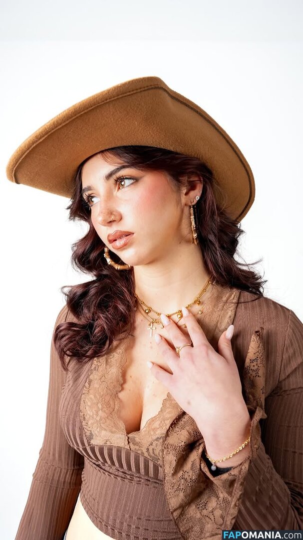 Iris Vallaranii / iris.vallaranii Desnudo OnlyFans  Foto filtrada #2