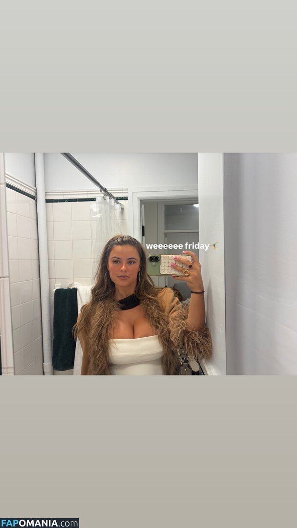 isabella.Lauren Desnudo OnlyFans  Foto filtrada #3