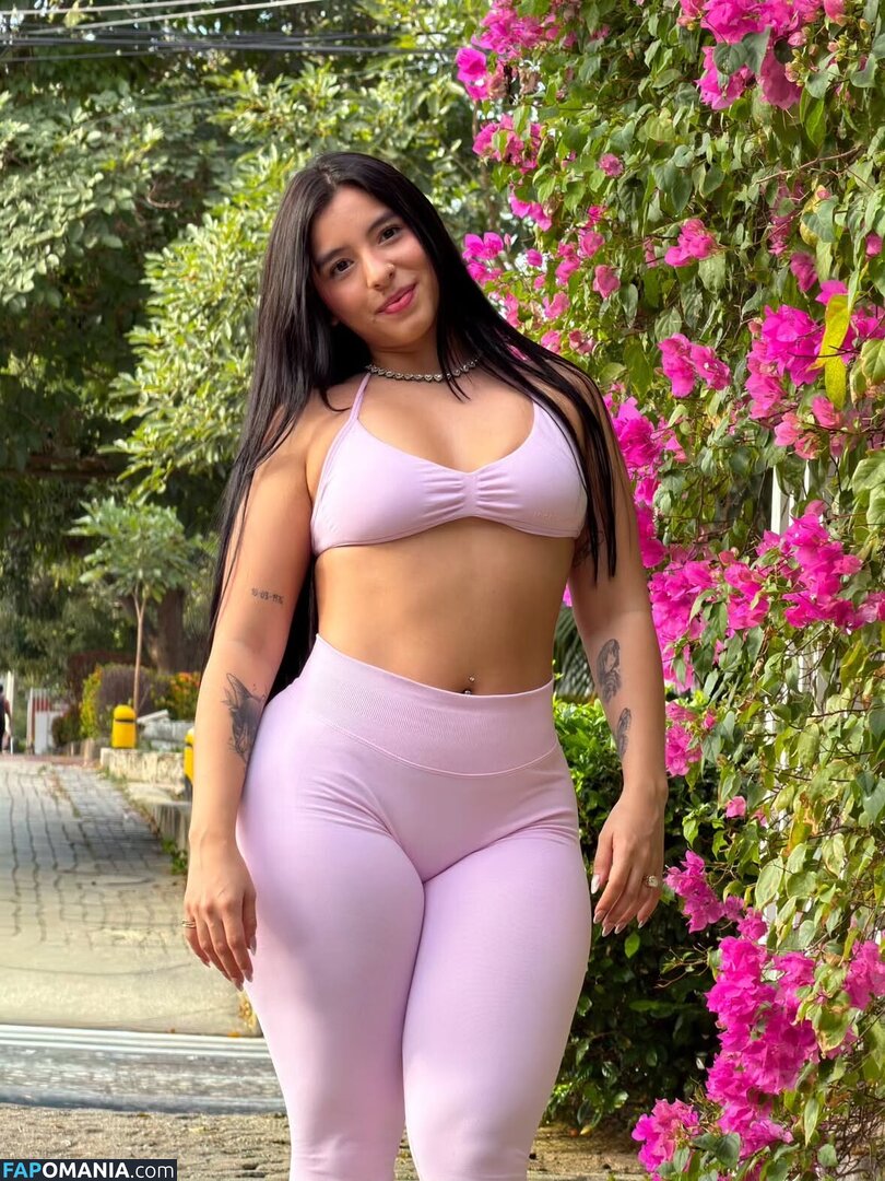 Isabella Tobar / https: / isabellatobaar / isatobaar Desnudo OnlyFans  Foto filtrada #2