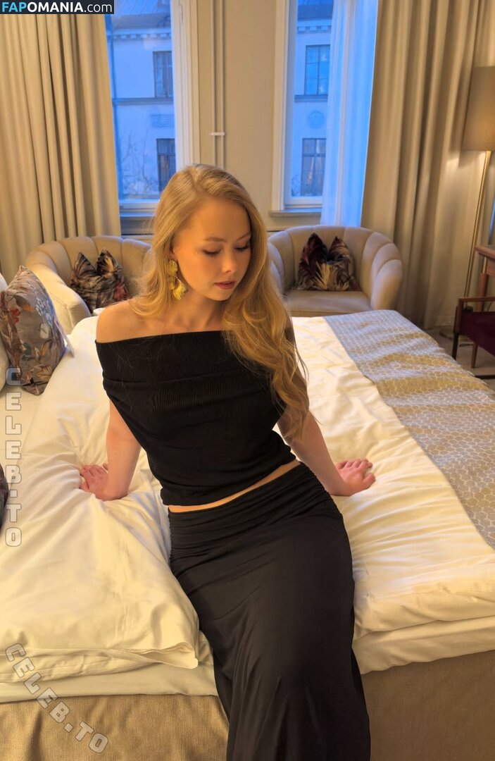 Izaandelle / _izaandelle_ Desnudo OnlyFans  Foto filtrada #11