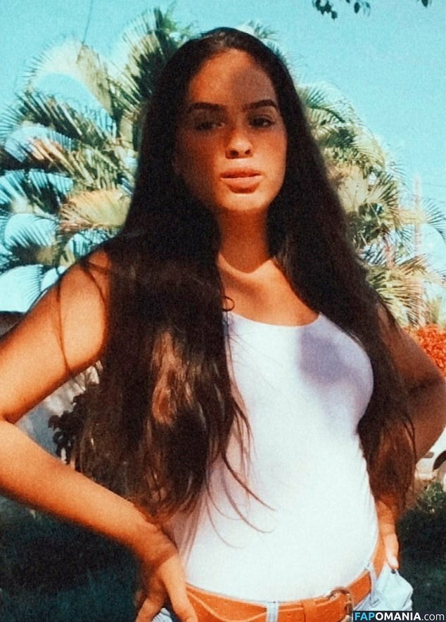 Izabelly Linhares / izabellylinhares_ Desnudo OnlyFans  Foto filtrada #30