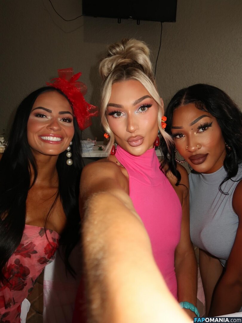 Izzi Dame / WWE NXT / izzi_bee / izzi_wwe Desnudo OnlyFans  Foto filtrada #8