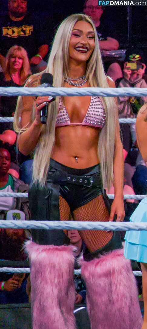 Izzi Dame / WWE NXT / izzi_bee / izzi_wwe Desnudo OnlyFans  Foto filtrada #36