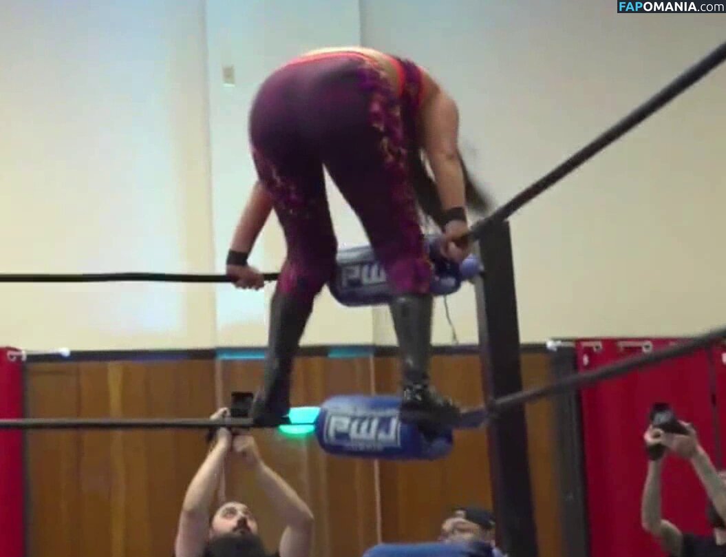 ItsIzzyMania / Izzy Moreno / WWYTWrestling Desnudo OnlyFans  Foto filtrada #57