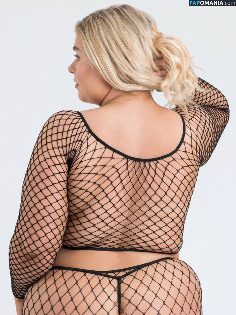 Izzy Nicholls / https: / isabelnichollsnall Desnudo OnlyFans  Foto filtrada #30