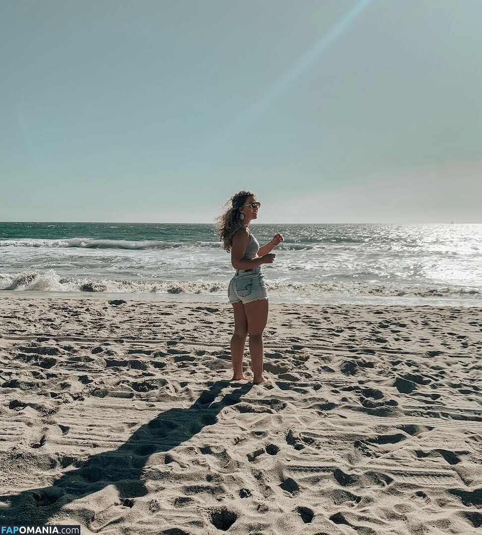 Jacindatravels_ / peachycaro Desnudo OnlyFans  Foto filtrada #22