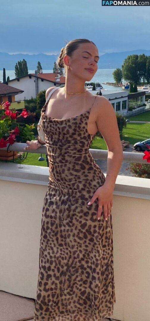 Jelle Karbstein / Jellefeline / jelenajensen Desnudo OnlyFans  Foto filtrada #179