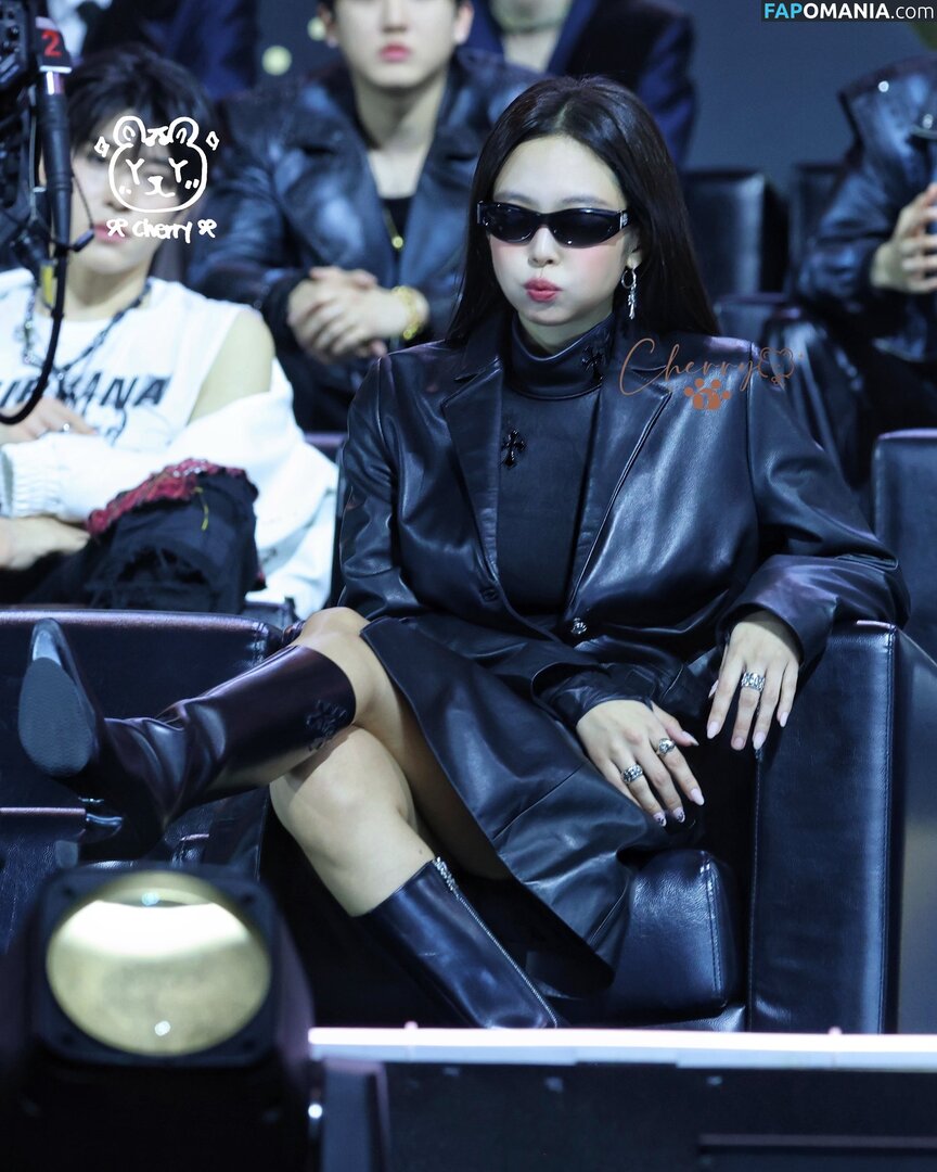 Blackpink / Jennie | BLΛƆKPIИK / jennierubyjane / sheflieshigh Desnudo OnlyFans  Foto filtrada #478