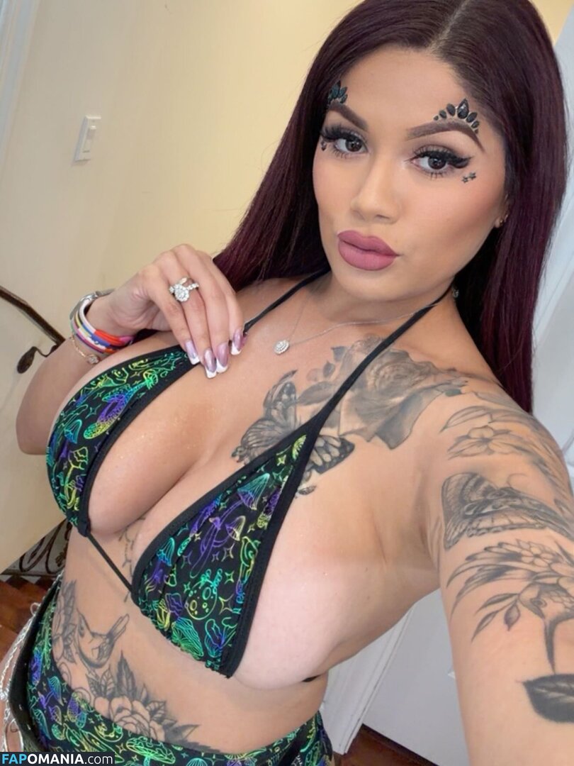 Jessica Elliott / Jessica Estrada / https: / jesslilyelliott / pinky_von_tease / pinkyvont Desnudo OnlyFans  Foto filtrada #10