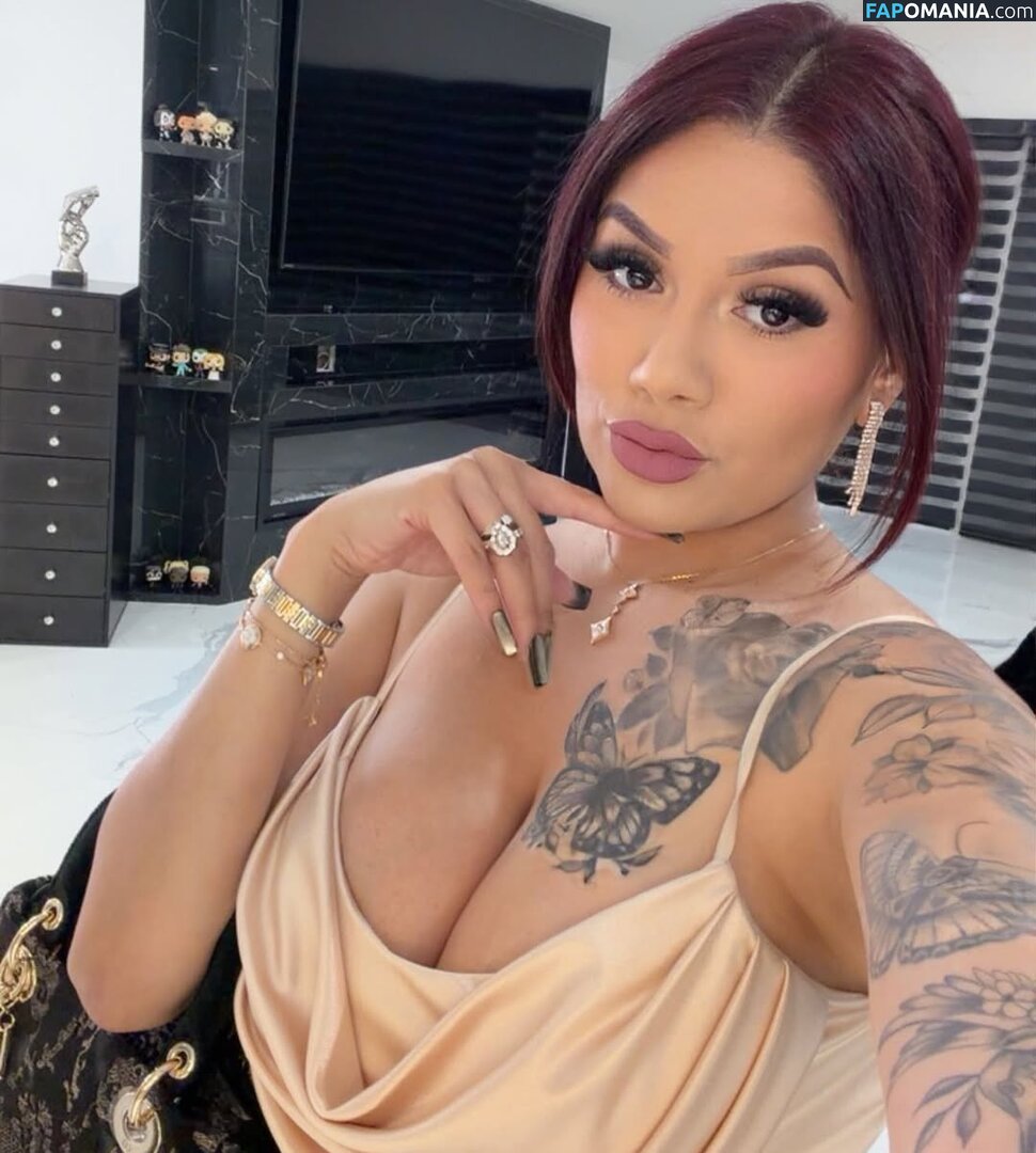 Jessica Elliott / Jessica Estrada / https: / jesslilyelliott / pinky_von_tease / pinkyvont Desnudo OnlyFans  Foto filtrada #13