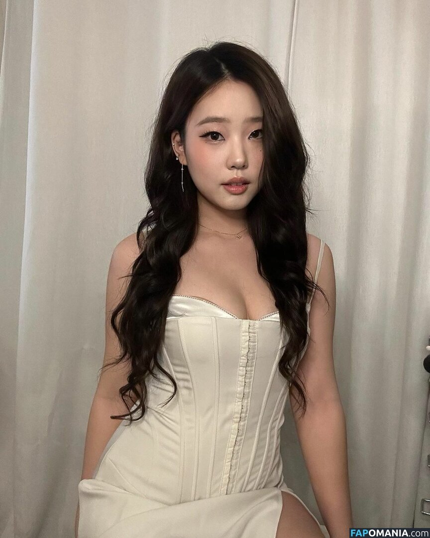 AGirlAndAGame / Jessica / h.yojeong / jessicahkim / jessicanigri Desnudo OnlyFans  Foto filtrada #305
