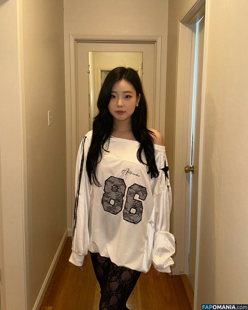 AGirlAndAGame / Jessica / h.yojeong / jessicahkim / jessicanigri Desnudo OnlyFans  Foto filtrada #884