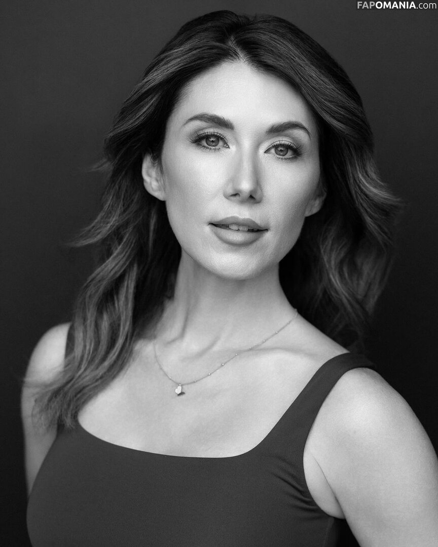 Jewel Staite / JewelStaite Desnudo OnlyFans  Foto filtrada #322