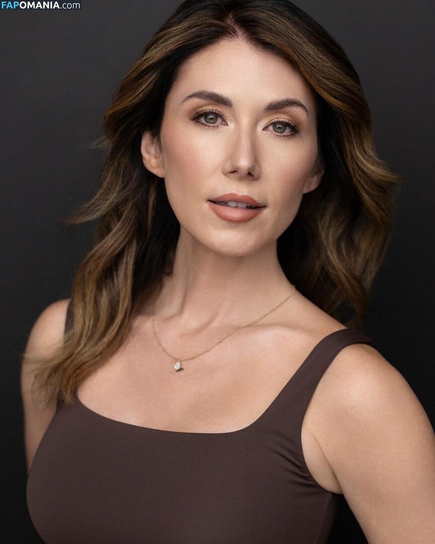 Jewel Staite / JewelStaite Desnudo OnlyFans  Foto filtrada #325