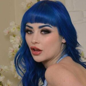 Jewelz Blu