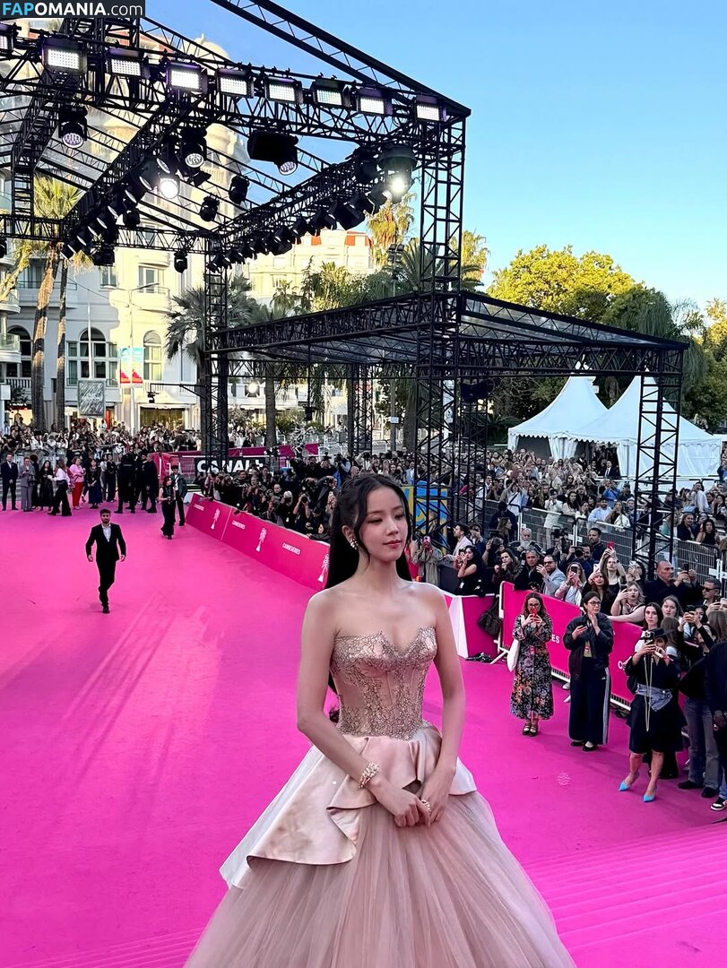 BLACKPINK / Jisoo / qenshizu / sooyaaa__ Desnudo OnlyFans  Foto filtrada #630