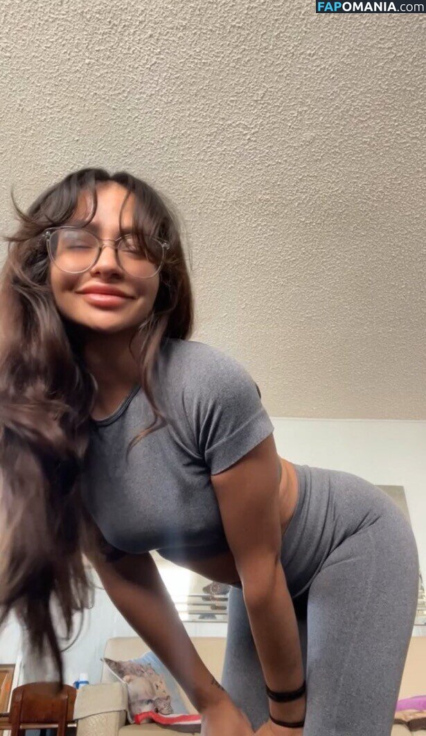 jovanajoestar Desnudo OnlyFans  Foto filtrada #10