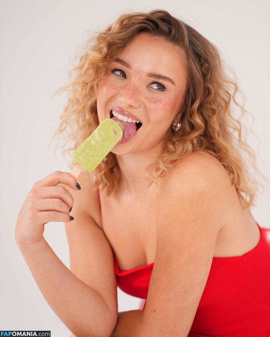 Julia Beautx / Julia Willecke / https: / juliabeautx Desnudo OnlyFans  Foto filtrada #3