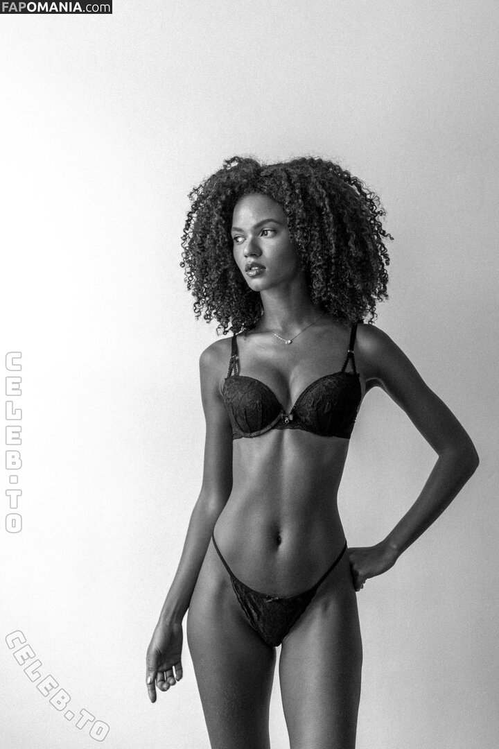 Juliana Nalu / https: / juliananalu / naluando / nalujuliana Desnudo OnlyFans  Foto filtrada #314