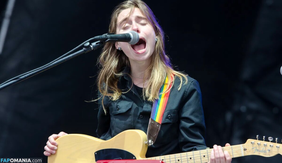 Julien Baker / julienrbaker Desnudo OnlyFans  Foto filtrada #5