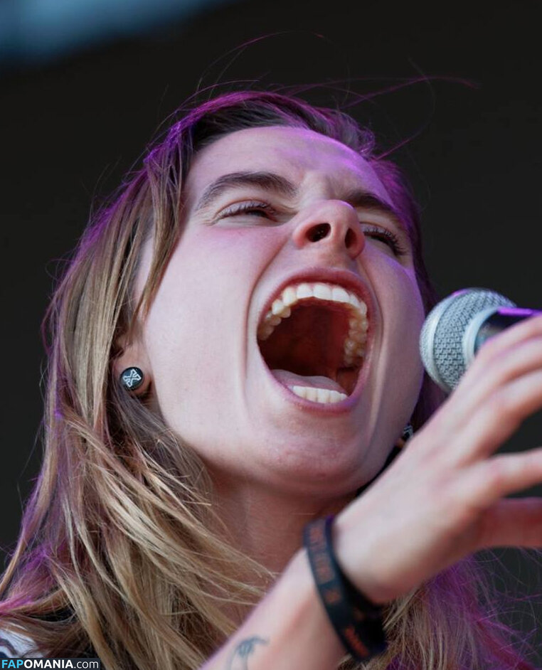 Julien Baker / julienrbaker Desnudo OnlyFans  Foto filtrada #6