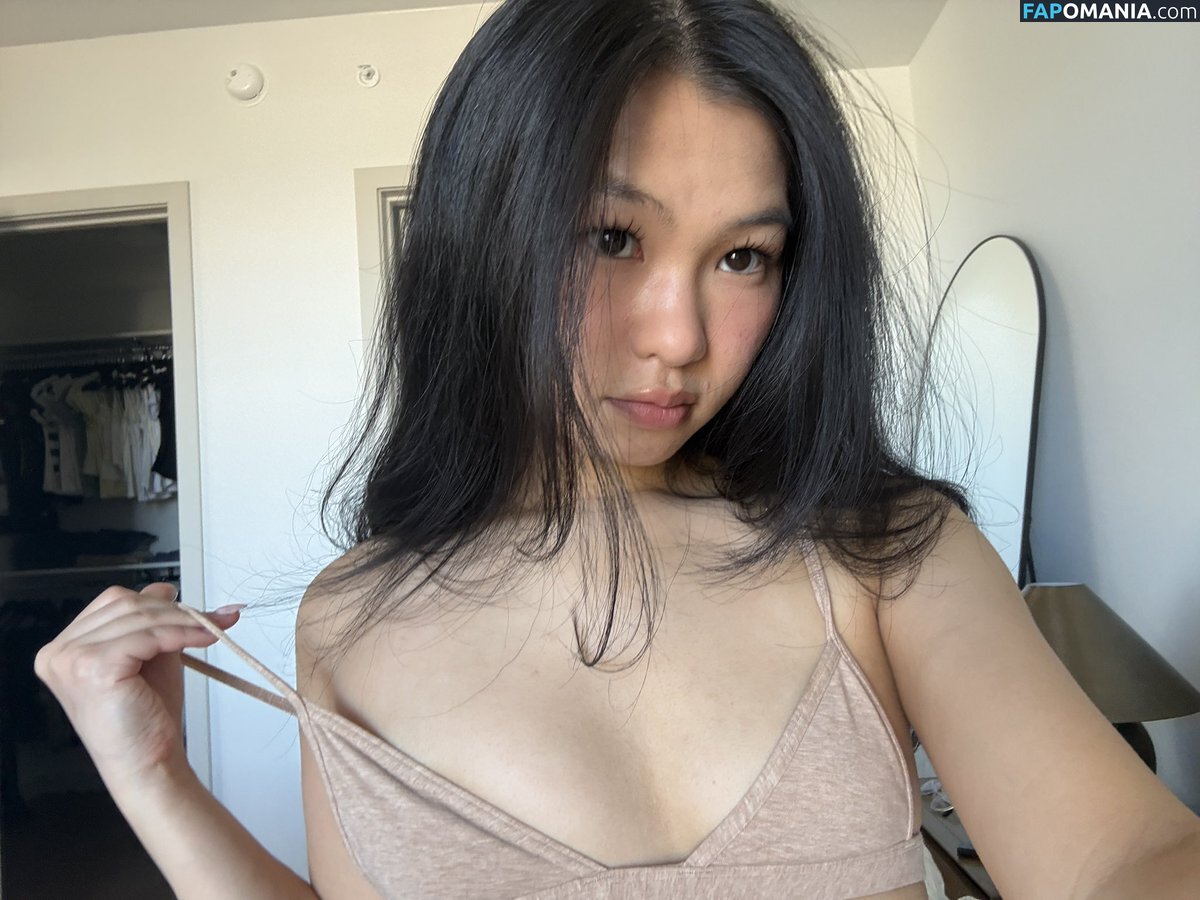 Justaminali Desnudo OnlyFans  Foto filtrada #9