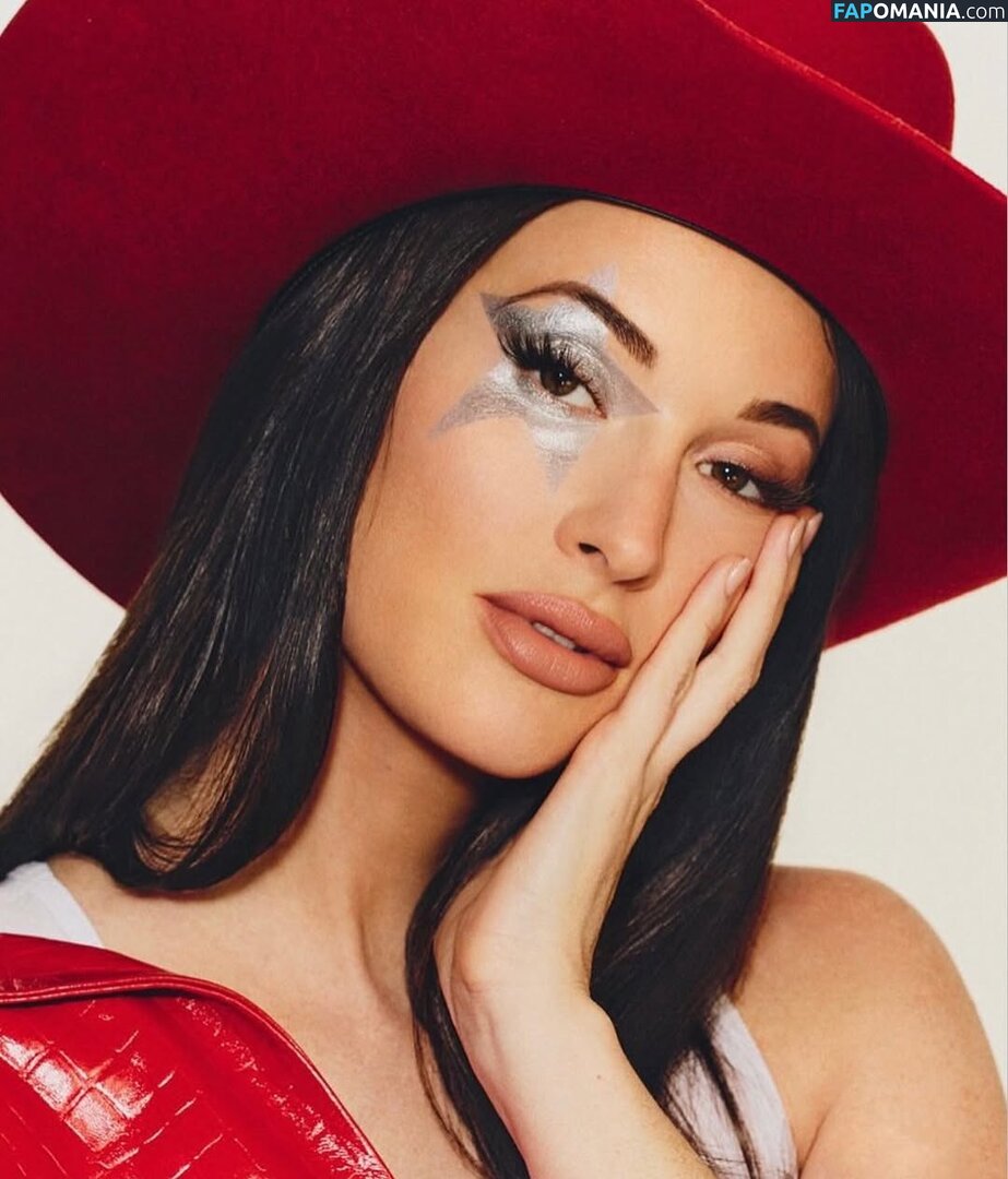 Kacey Musgraves / heavenlyyhazel / spaceykacey Desnudo OnlyFans  Foto filtrada #13