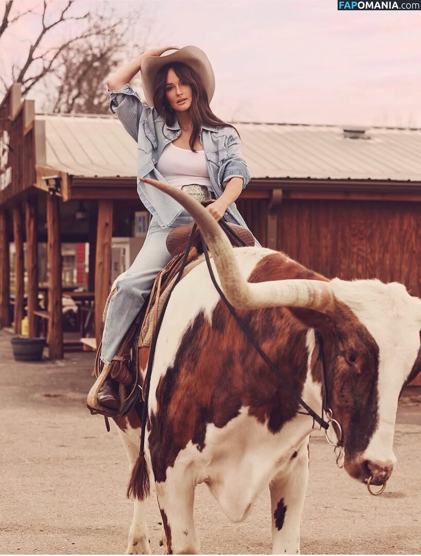 Kacey Musgraves / heavenlyyhazel / spaceykacey Desnudo OnlyFans  Foto filtrada #20
