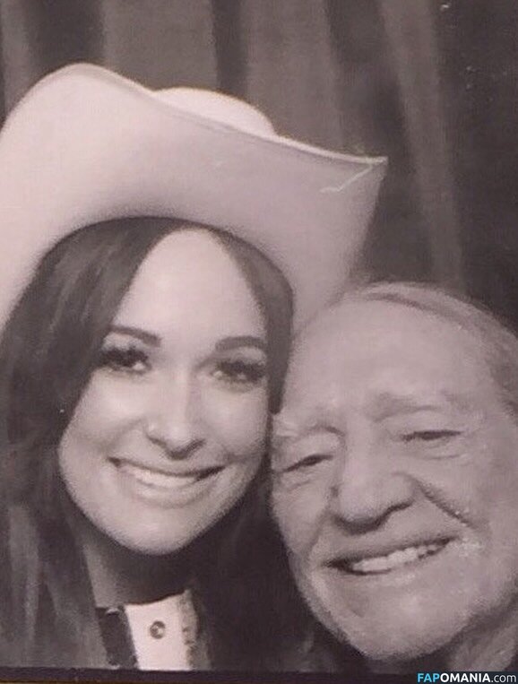 Kacey Musgraves / heavenlyyhazel / spaceykacey Desnudo OnlyFans  Foto filtrada #23