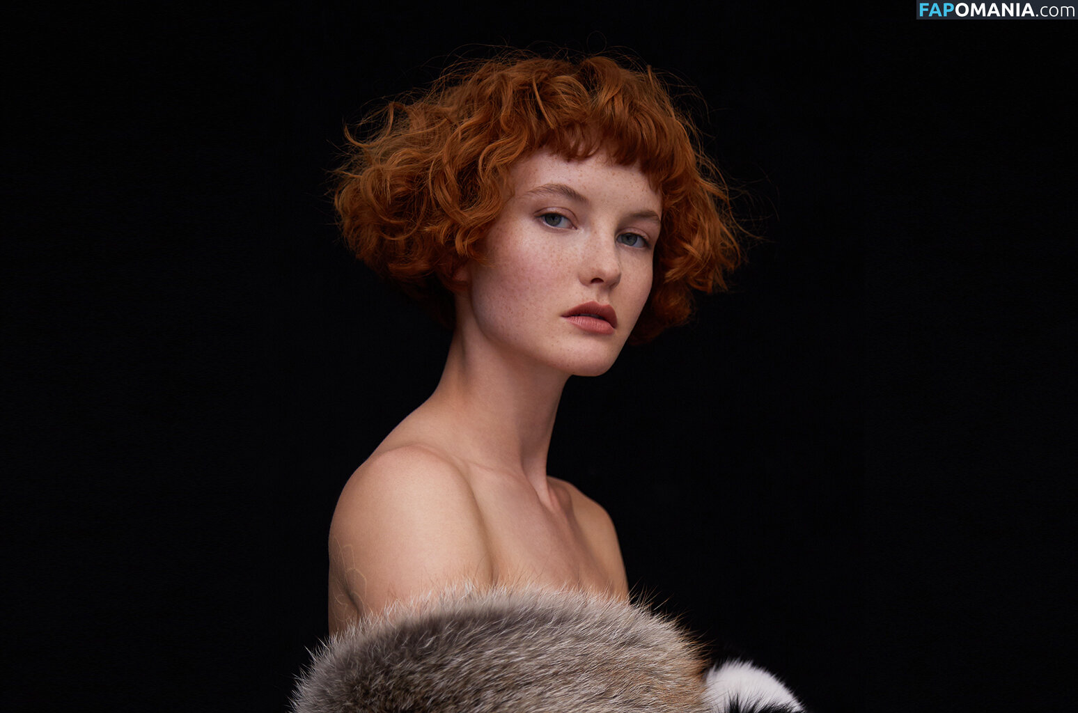 Kacy Hill Desnudo OnlyFans  Foto filtrada #17