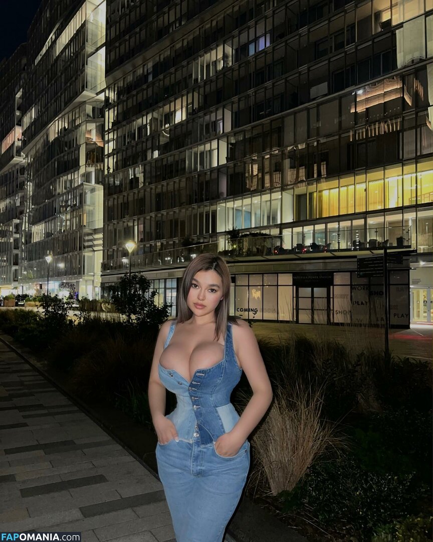 Karina Grinberryall / karina_.1 / leatherbykarina Desnudo OnlyFans  Foto filtrada #15