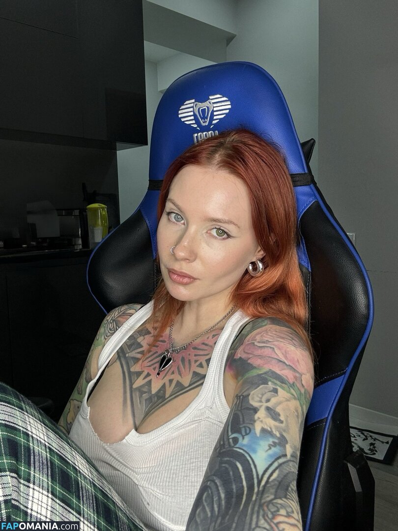 Karina Kherman / NebelaiaK / kher.man Desnudo OnlyFans  Foto filtrada #6