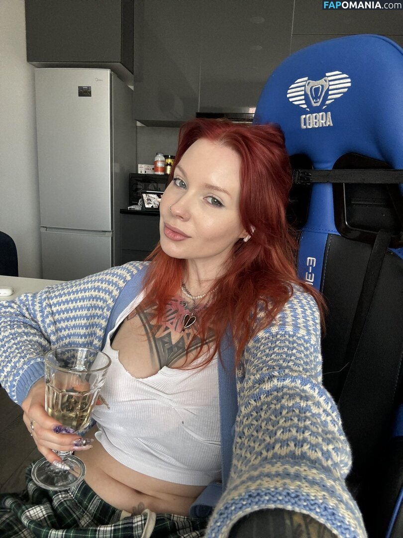 Karina Kherman / NebelaiaK / kher.man Desnudo OnlyFans  Foto filtrada #10