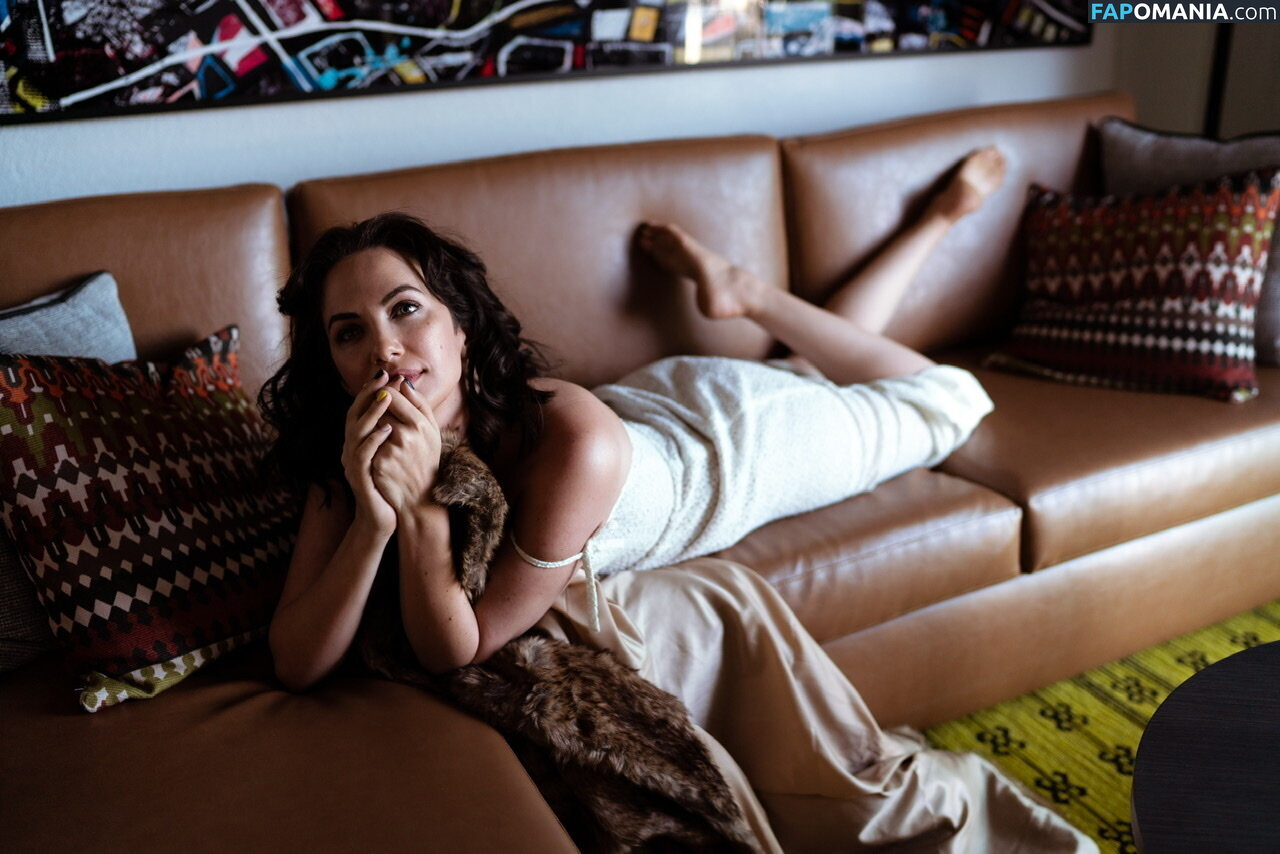 Kate Siegel Desnudo OnlyFans  Foto filtrada #5