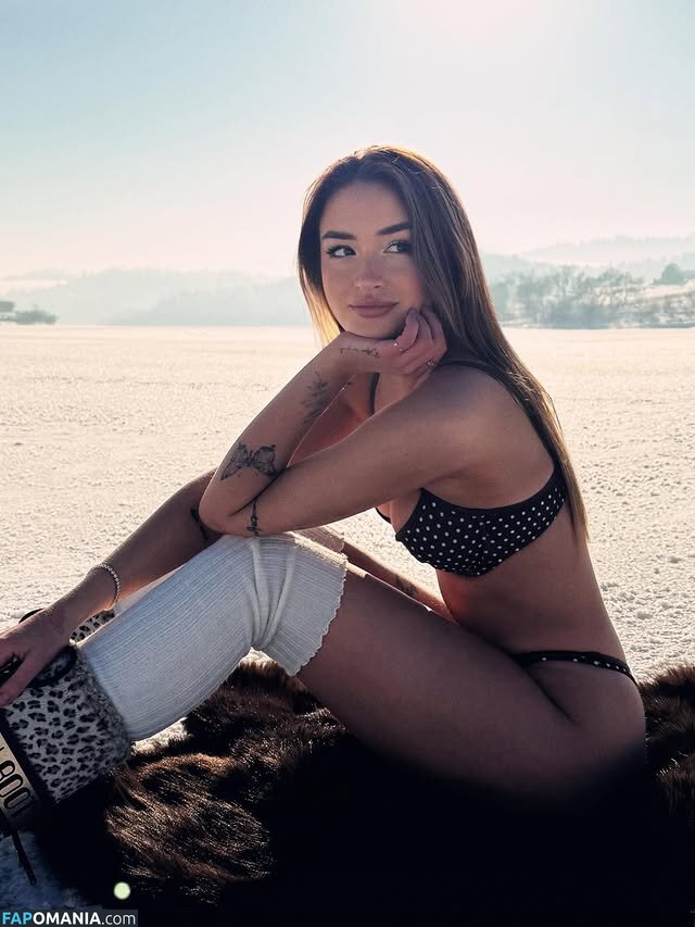 Katia Dupenkova / kkatrunia Desnudo OnlyFans  Foto filtrada #3