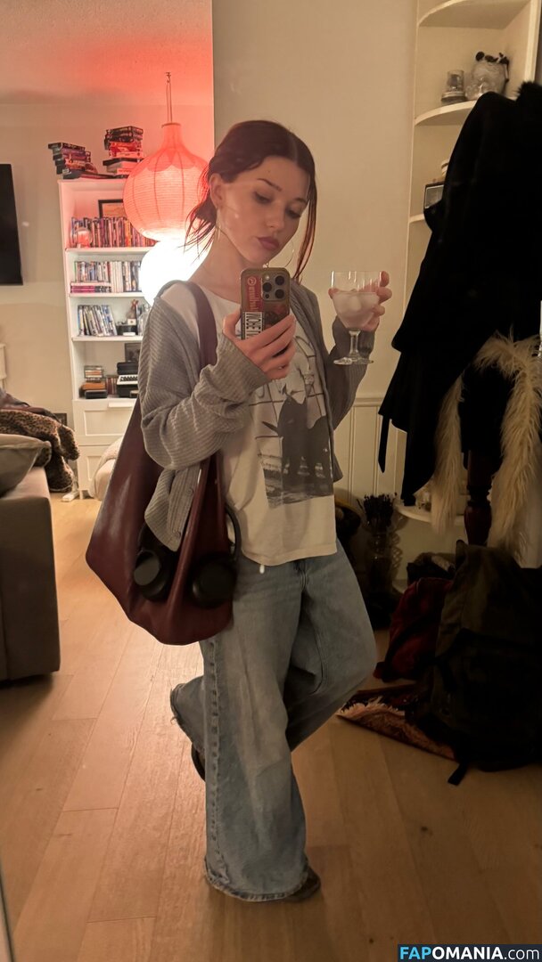 Katie Douglas / katiedouglas98 Desnudo OnlyFans  Foto filtrada #1