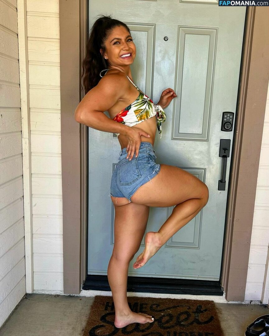 Katie Jones / Kayteejones_ / cutebustykatie / kjgoddess Desnudo OnlyFans  Foto filtrada #7