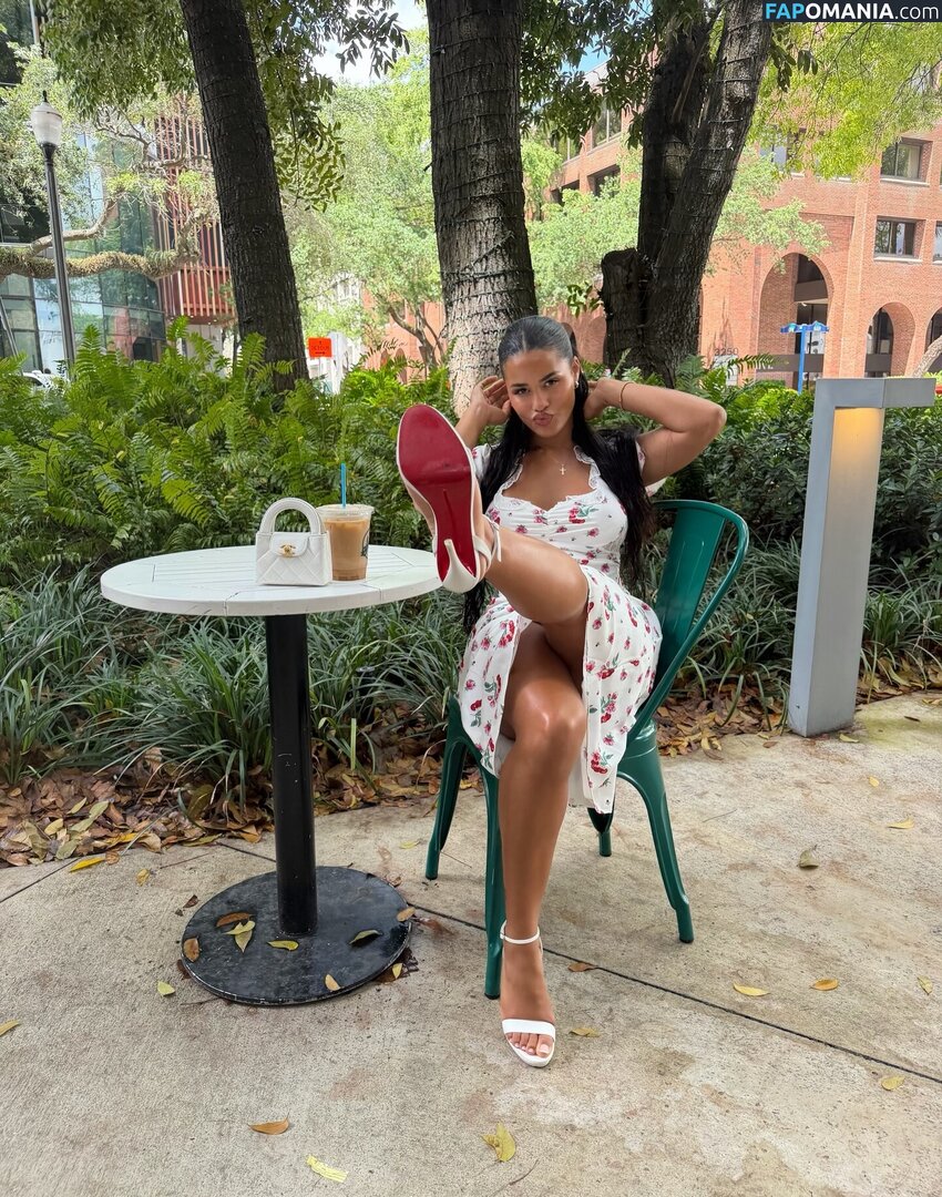 Katya Elise Henry / katyaelisehenry / katyaelisehenrysworld Desnudo OnlyFans  Foto filtrada #1170